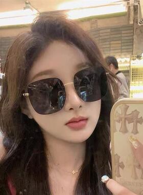 2025新款大框墨镜女款级感方圆脸显小开车 防紫外线 偏光太阳镜