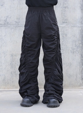 CHRYSOMALLON秋冬新款褶皱螺旋立体剪裁弯刀直筒宽松伞兵裤休闲裤