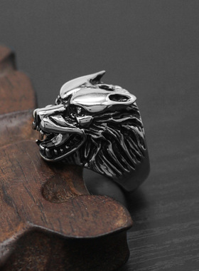 跨境霸气个性狼图腾狼头男款戒指铸造朋克嘻哈街头动物钛钢戒指