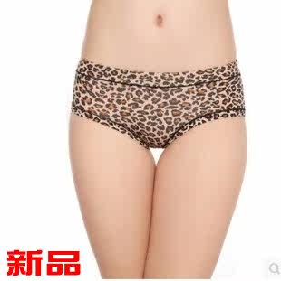 性感全棉豹纹伪娘变装丁字裤