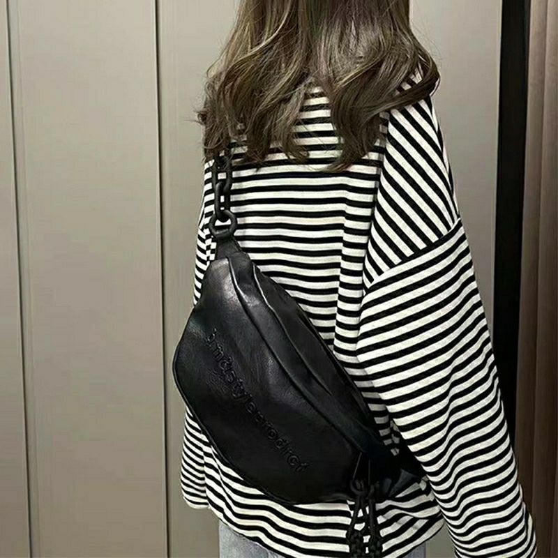 链条斜挎小包包女2022秋冬新款韩版单肩背包运动辣妹腰包休闲包