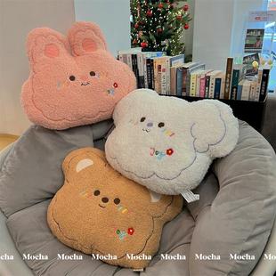 网红可爱小熊抱枕靠枕兔子沙发毛绒玩具靠垫小白狗布娃娃礼物女生