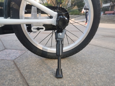 TREK16寸儿童自行车适配脚撑崔克16寸童车专用脚梯子辅助轮螺母装