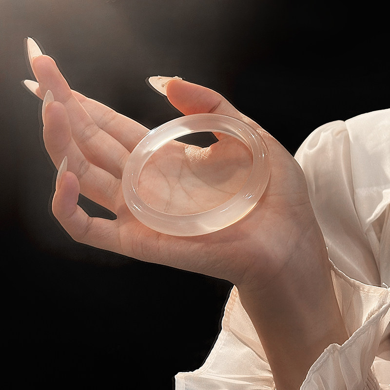 新中式白月光玛瑙玉髓手镯