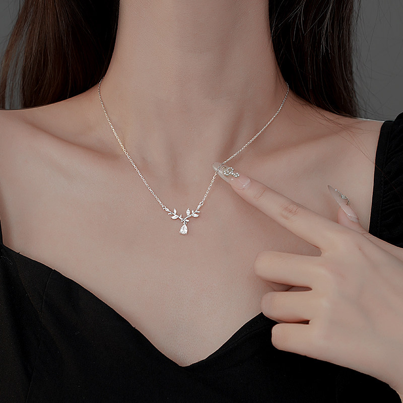 初影月桂女神999纯银项链女