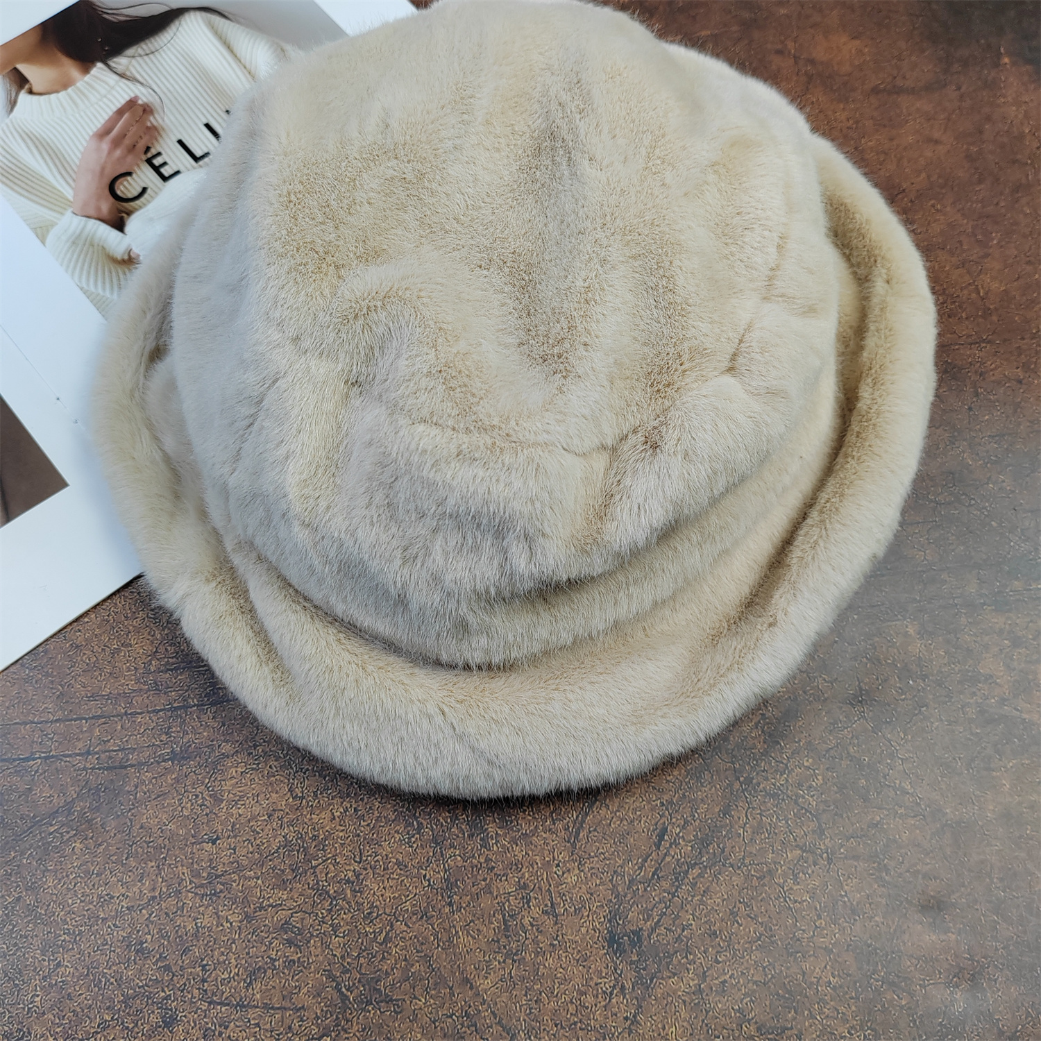 原单羊绒毛绒渔夫帽女秋冬保暖