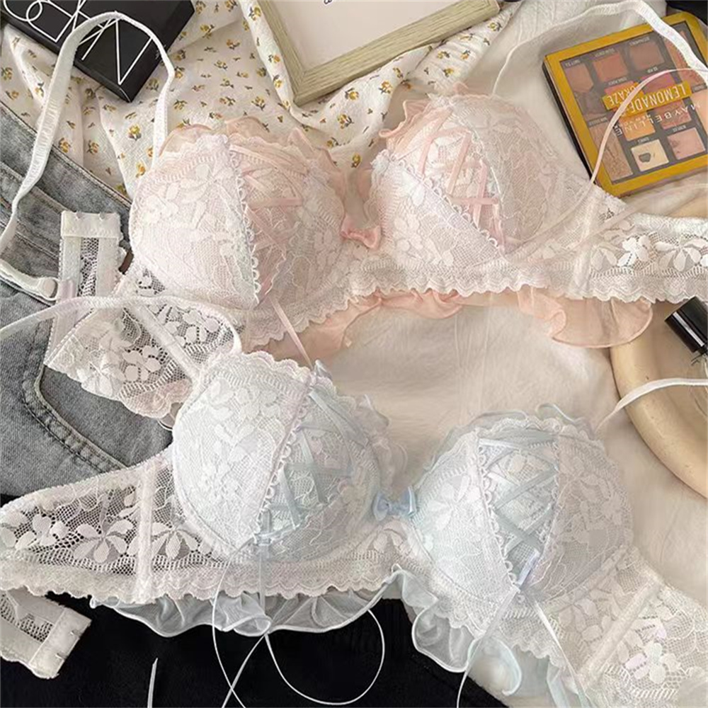 日系绑带蕾丝内衣女薄款无钢圈小胸聚拢上托防下垂甜美萝莉文胸罩