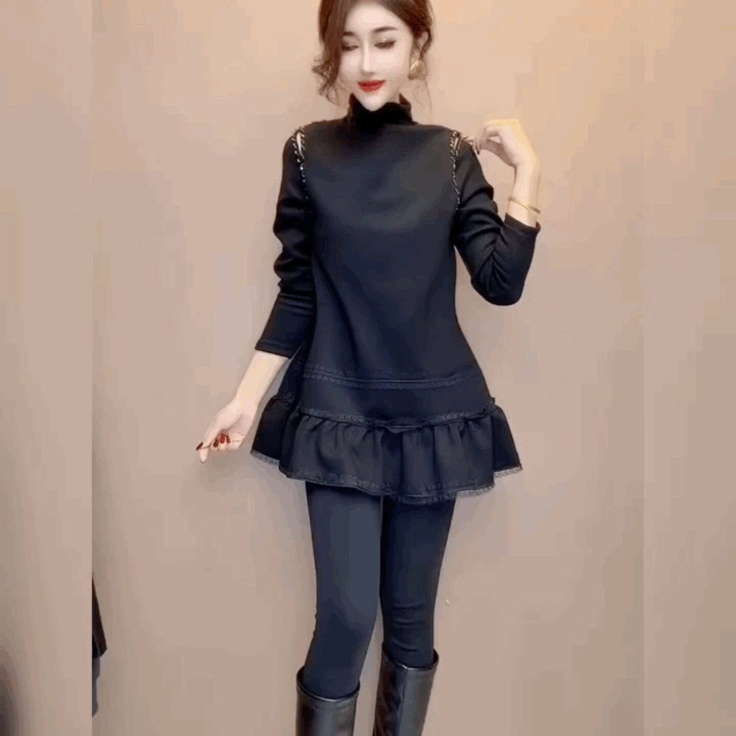 漏肩宽松打底裙小黑裙中长款蕾丝花边高领连衣裙女时尚荷叶边裙子