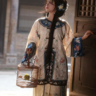 清汉女对襟圆领古董民族服装提花宫廷复原戏文说舞蹈服晋商少奶奶