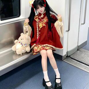 新春新款汉服女刺绣云肩改良短款马面裙冬款加绒拜年服红色新中式