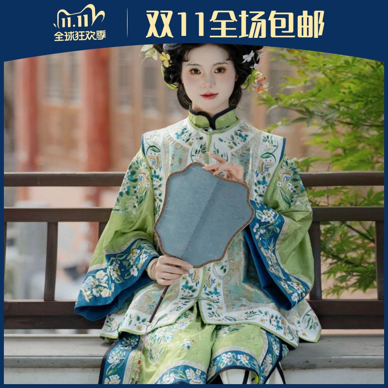 重工刺绣高端中式汉服