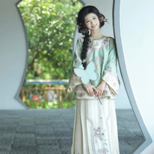 清汉女晋商少奶奶青丝上衣马面裙氅衣清朝格格两件套大小姐清代服