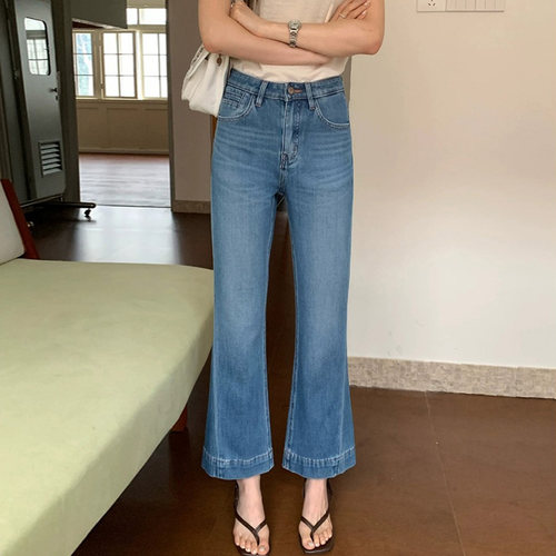 代嘉儿高腰弹力蓝色九分微喇裤女