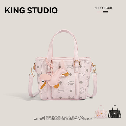 可爱腊肠狗水桶包女高级感手提包