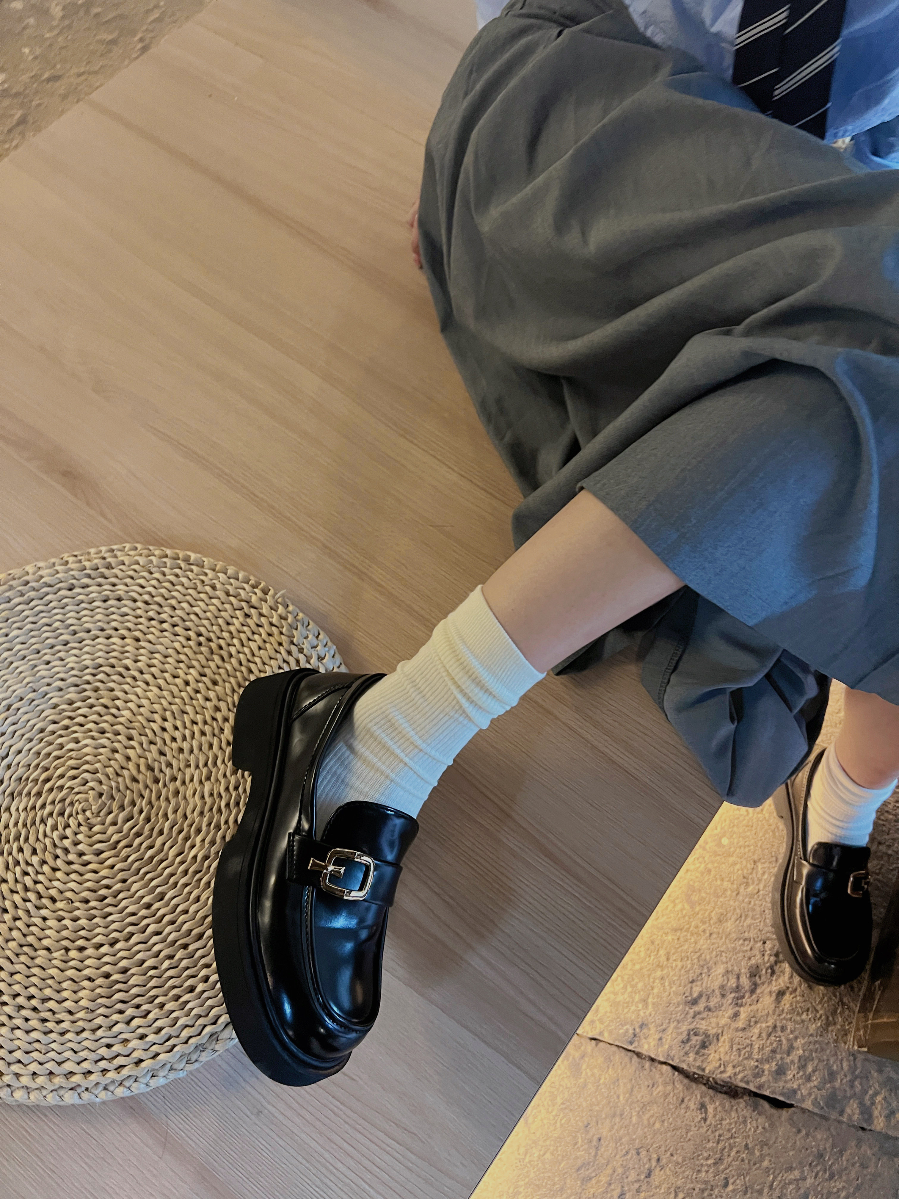 大发姐姐乐福鞋女2023年新款春厚底英伦风小皮鞋一脚蹬复古jk单鞋