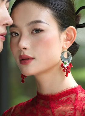 水舞H2321新娘结婚新中式民族风晕染红蓝撞色流苏耳钩小众耳饰