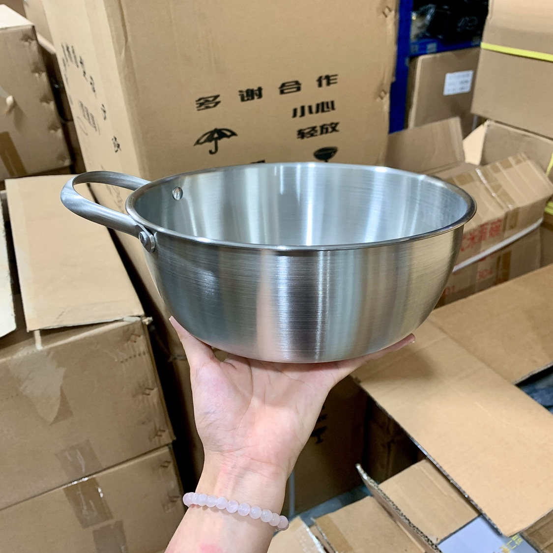 韩式不锈钢拌菜盆带把手面碗拉面锅打蛋盆沙拉碗商用凉拌菜专用盆