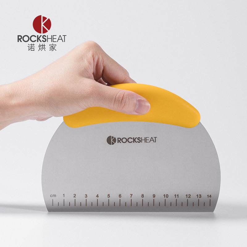 不锈钢切面刀烘焙工具奶油蛋糕刮板刀半圆形防滑面团切带刻度,厨房/烹饪用具,其它烘焙器具,淘宝优惠券,粉丝福利购,淘宝优惠卷