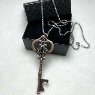 复古皇冠开瓶器钥匙吊坠时尚 夜店蹦迪毛衣卫衣吊坠项链配饰潮 个性