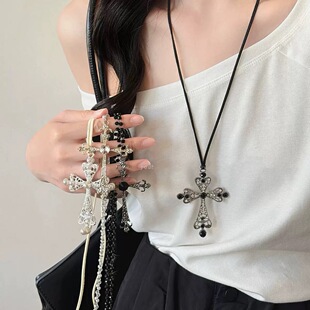 复古暗黑锆石十字架长款项链女y2K甜酷气质辣妹挂脖毛衣链锁骨链