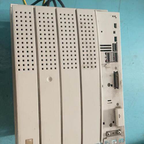 议价E82EV153_4B201 伦茨变频器 15KW 工控自动化配件维修