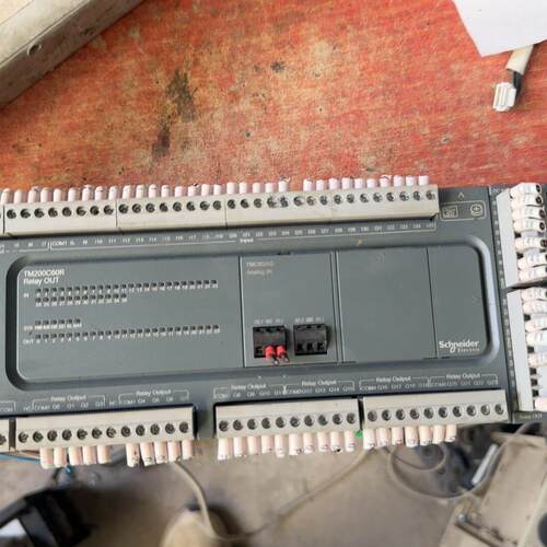 议价TM200C60R TM3rdm16r PLC工控扩展模块 可编程逻辑控制器维修