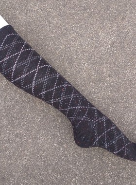 销售女35-38码彩棉菱形格图案及膝长筒袜子