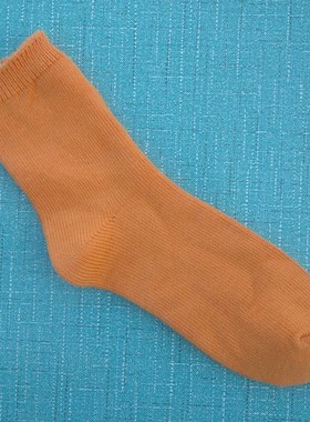 销售男女35-38码桔黄色全棉纱中筒保暖袜子