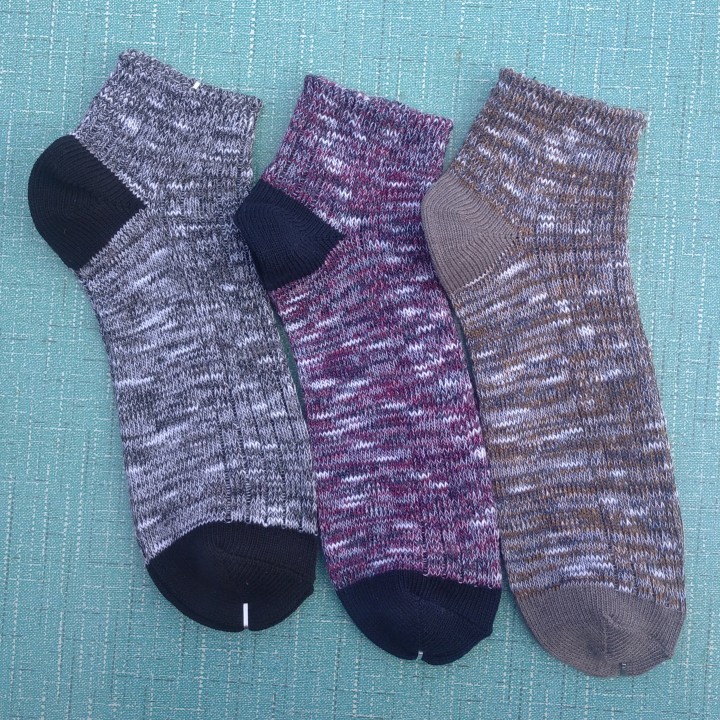 销售男42-44码全棉纱休闲短筒袜子