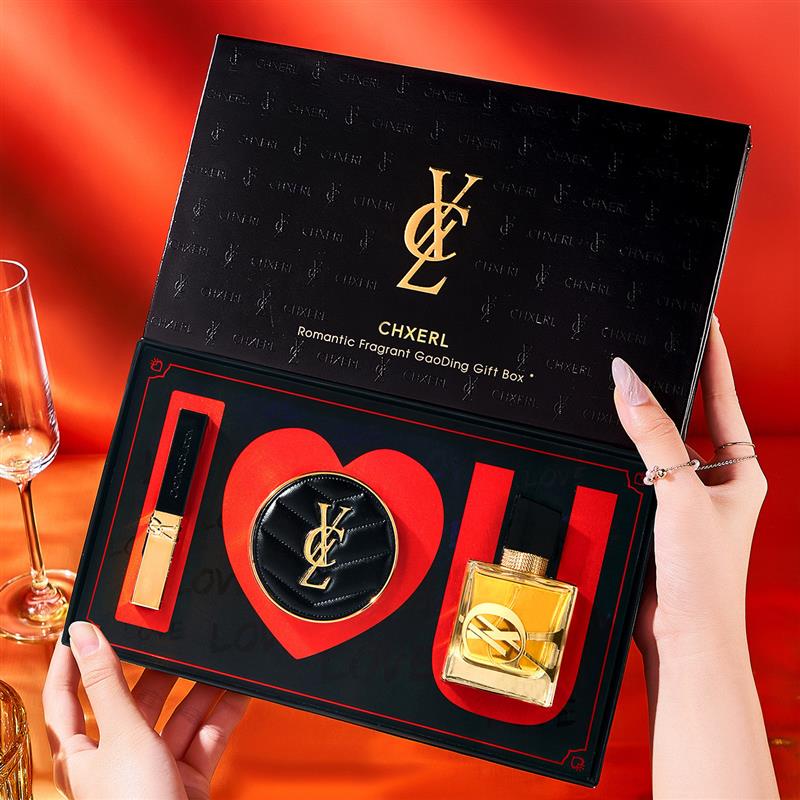 大牌正品520情人节送女朋友生日礼物小金条口红香水套盒礼盒套装
