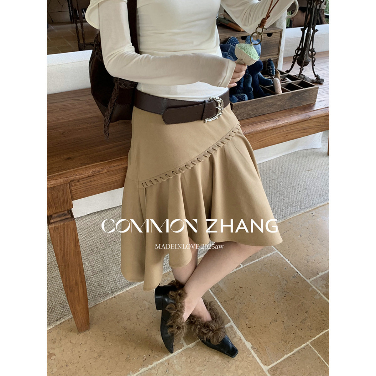 CZ ZHANG秋冬鹿皮绒不规则褶皱拼接半身裙女甜美A字百褶裙B42080