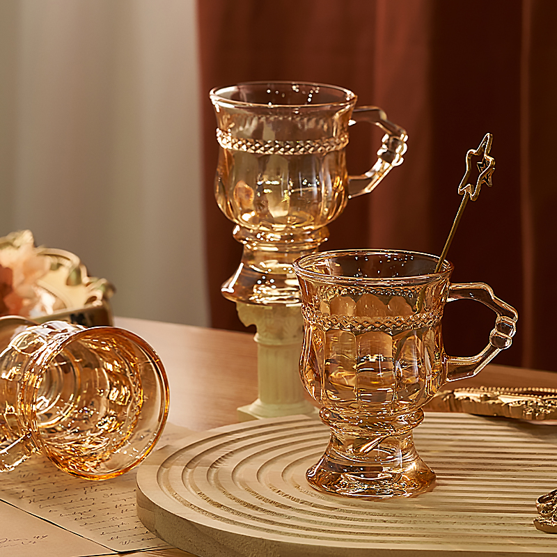 琥珀复古浮雕玻璃杯高颜值酒杯创意咖啡杯家用把手水杯白酒杯套装
