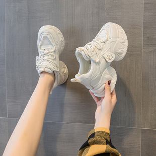 明星同款老爹鞋2026春季新厚底内增高7cn休闲百搭时尚风系带女鞋