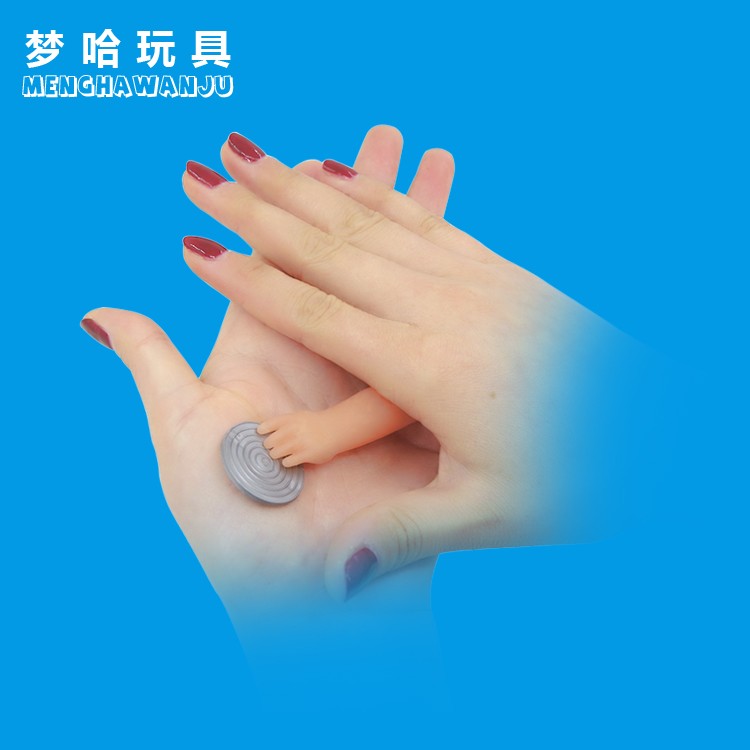 硬币消失the little hand 小鬼之手  搞笑 恐怖 近景魔术道具