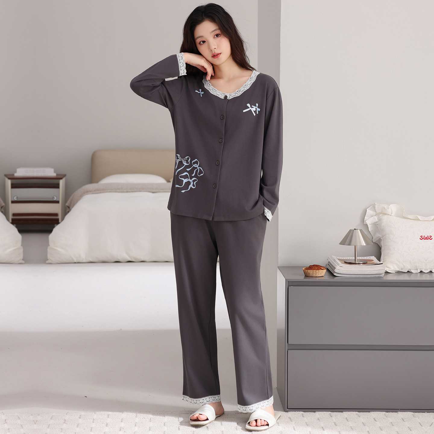 官方正品睡衣女春秋季秋款纯棉长袖家居服时尚大码蕾丝花边圆领灰