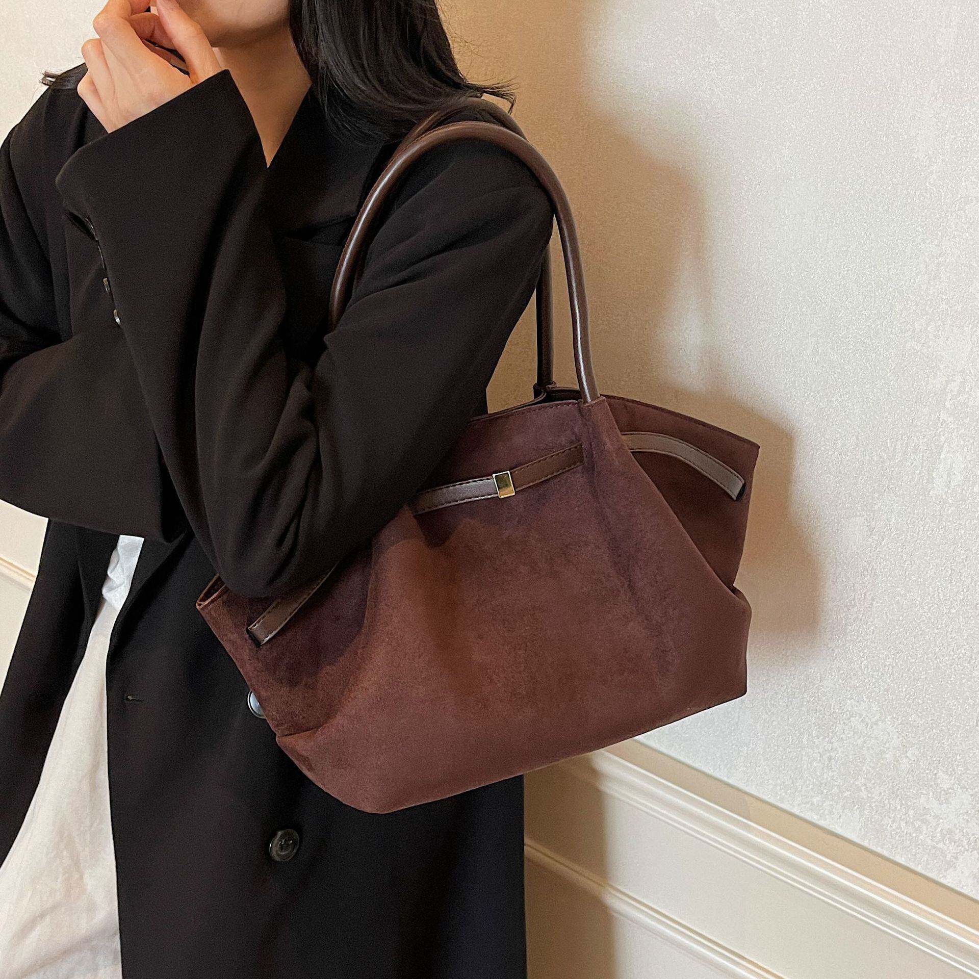 官方正品复古小众麂皮绒包包女新款秋冬季百搭单肩包时尚大容量手