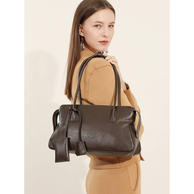 官方正品复古潮流单肩腋下小众真皮包包女式2025新款植鞣牛皮手提