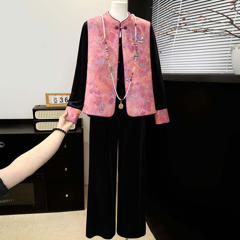 官方正品妈妈秋装新中式国风刺绣马甲外套洋气中老年女春秋唐装金