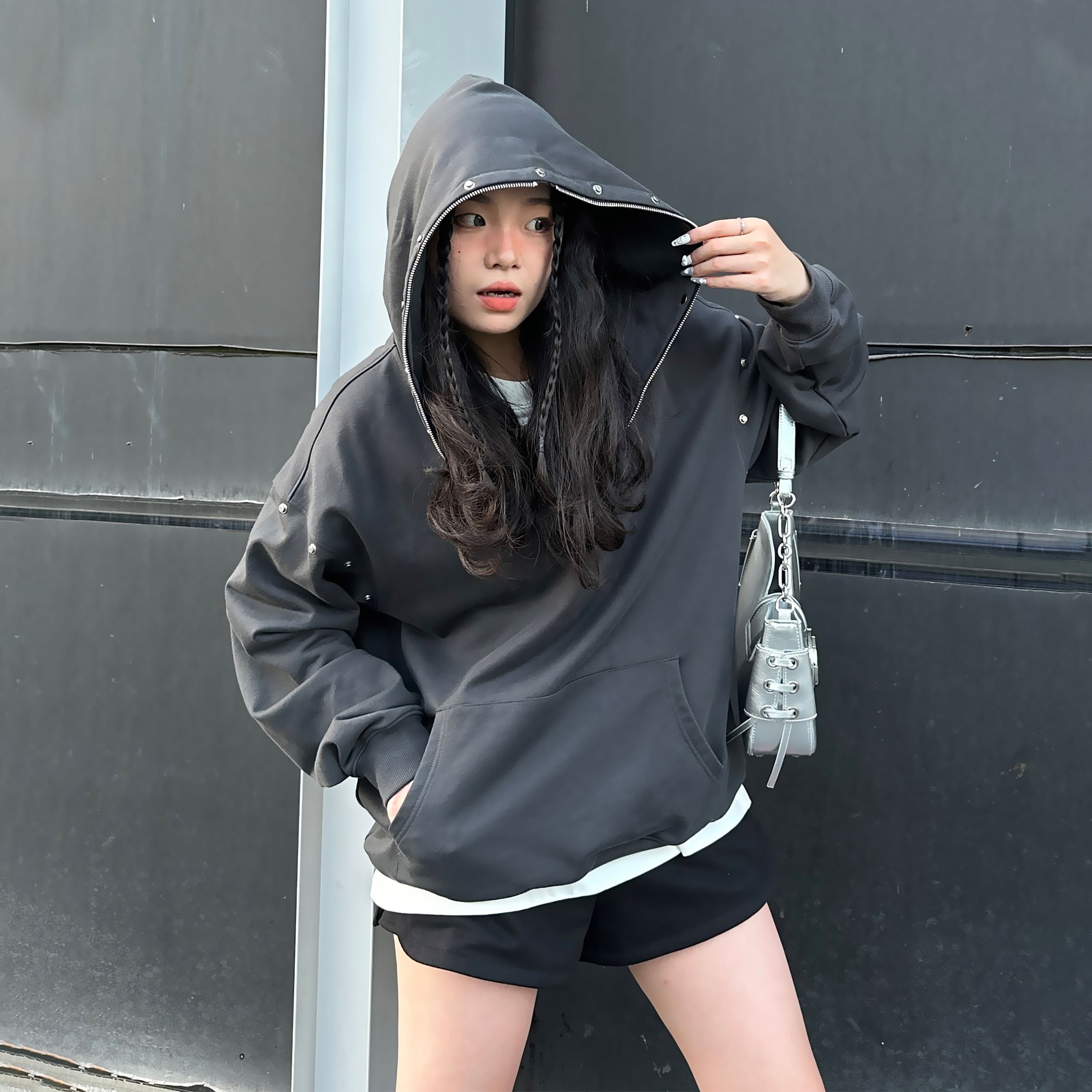 SHANSU铆钉复古连帽卫衣金属