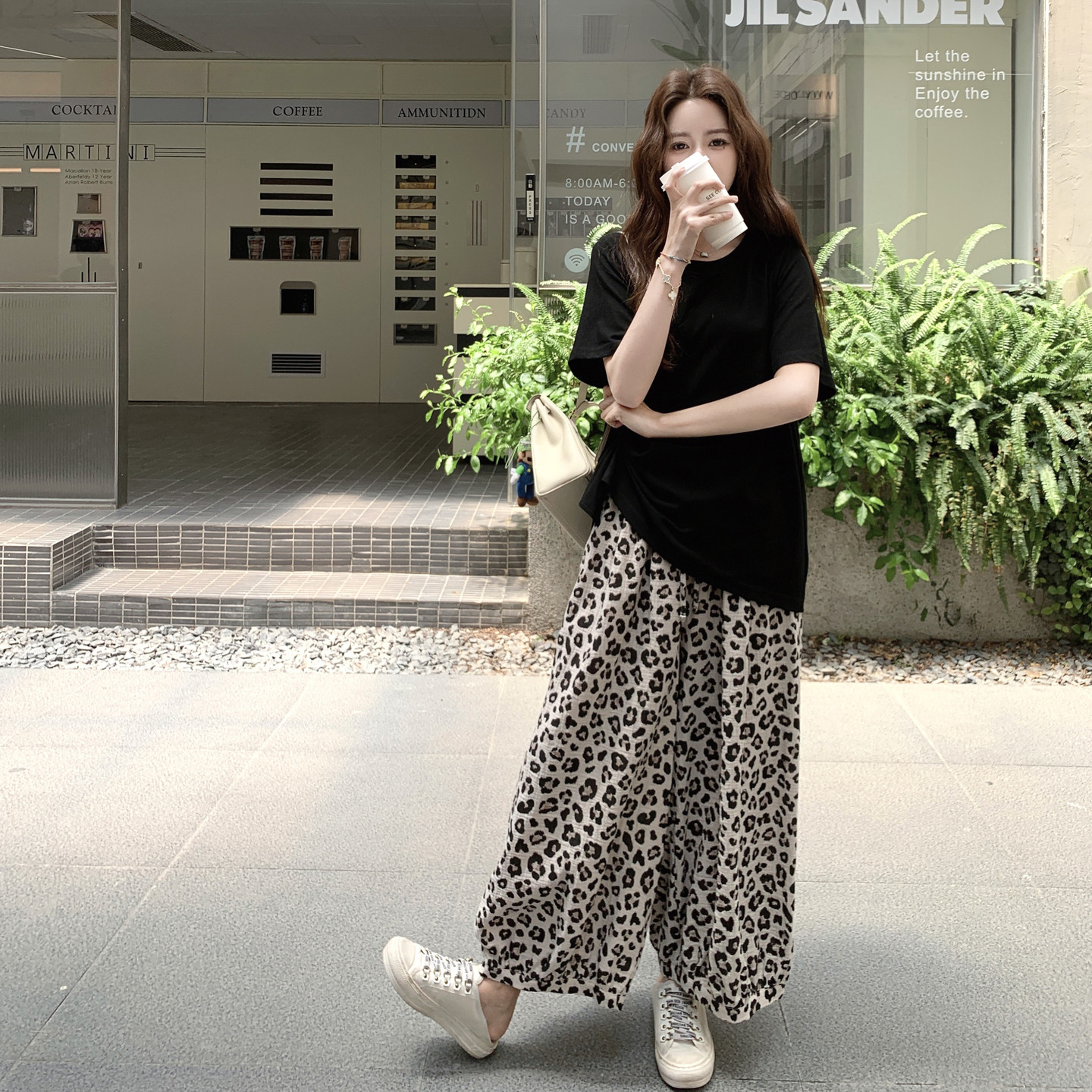小个子穿搭休闲t恤两件套女夏新款宽松别致豹纹印花阔腿裤套装潮,女装套装/套裙,浙宝131
