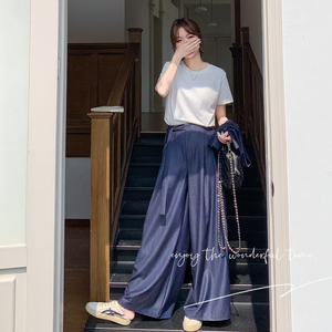 深蓝色休闲套装女2025夏季新款韩系气质显瘦马甲T恤阔腿裤三件套图片
