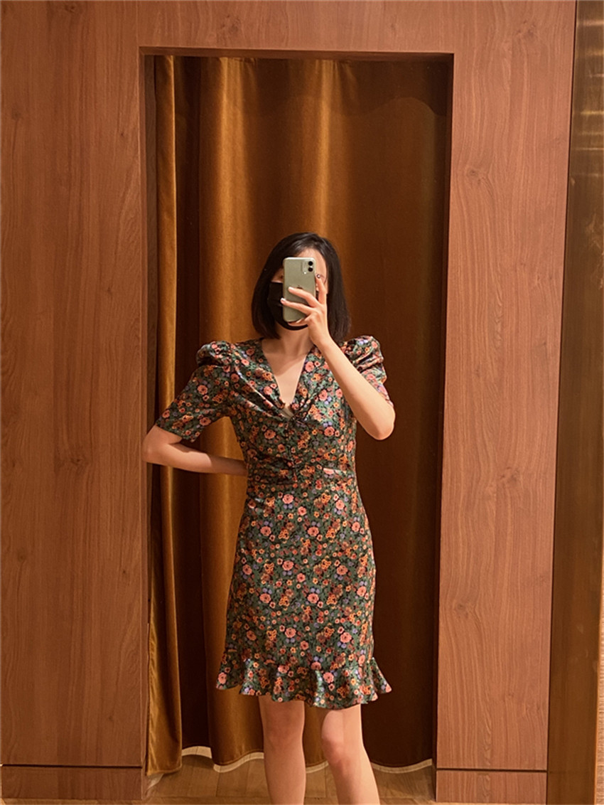 专柜正品2022高领印花长袖褶皱修身连衣裙SFPRO0247