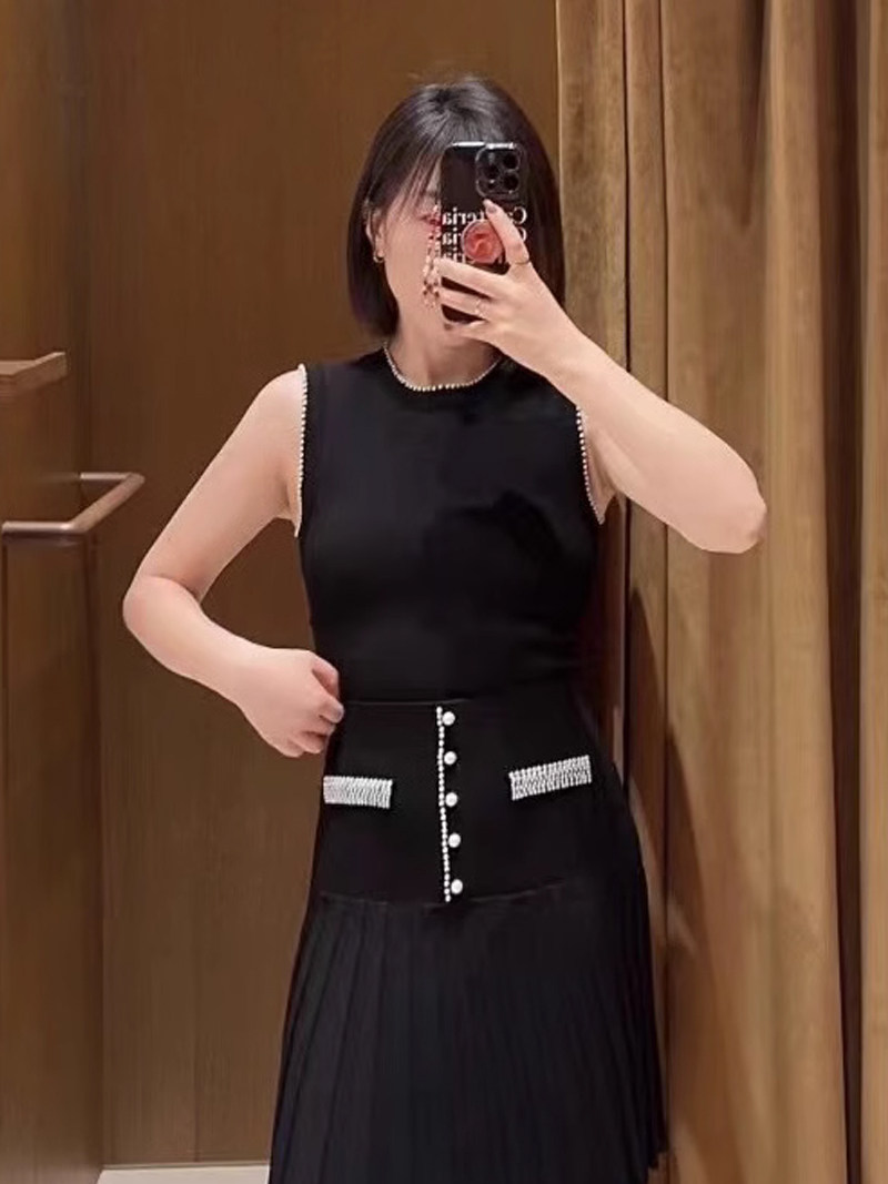 2024早春新款女装法式珠饰边套头针织马甲SFPPU02232
