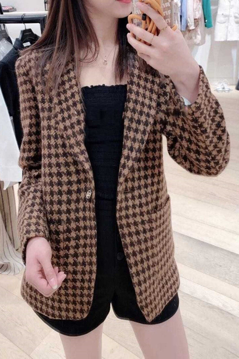 秋冬新款格纹宽松直筒外套女装