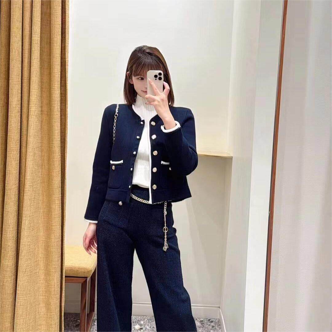 2025早春新款女装时尚深蓝色短款圆领针织开衫MFPCA00587