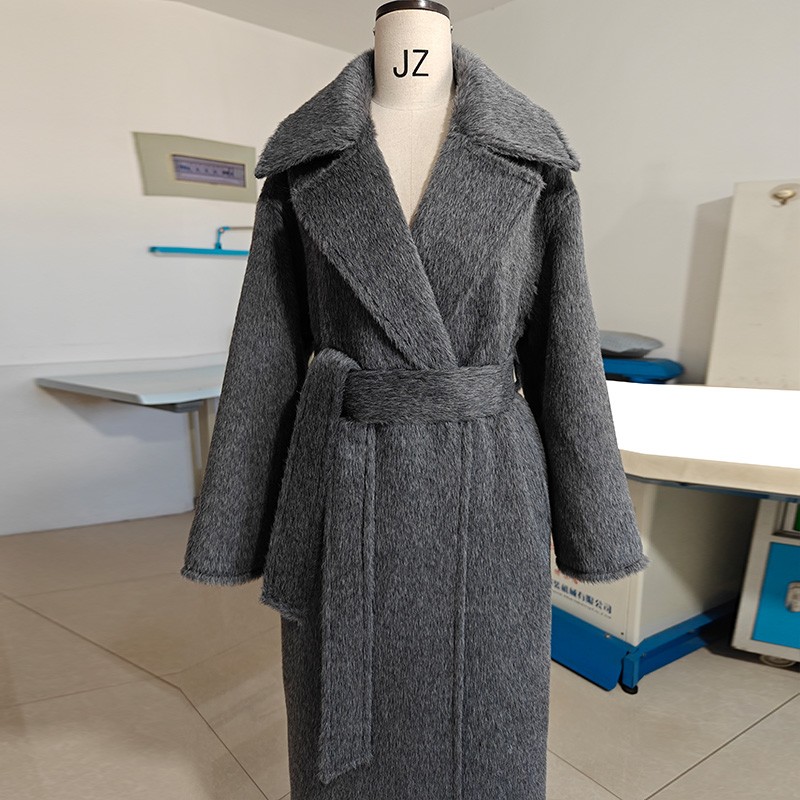 苏丽长毛羊驼皮草级长款大衣加厚