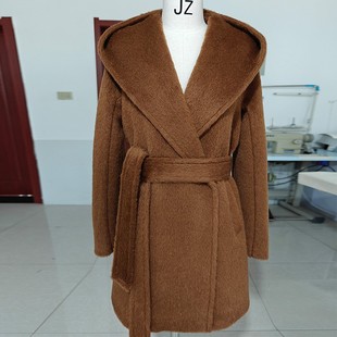 连帽加厚羊驼绒阿尔巴卡高端带里衬白色短款大衣超保暖毛呢外套女