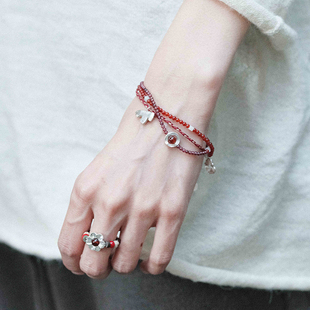 inLESS | 乌鸦巢 Crow's Aerie 多层编织多吊坠串珠手绳