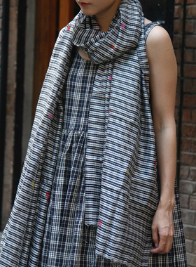 inLESS丨MAKU handwoven fine silk scarf 真丝格纹围巾