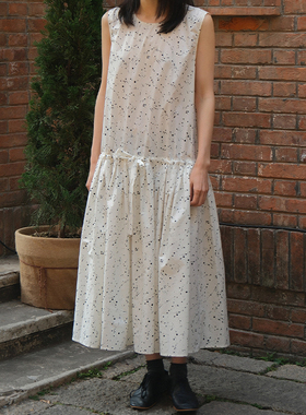inLESS丨Apuntob P2030/TS950 纯棉印花连衣裙
